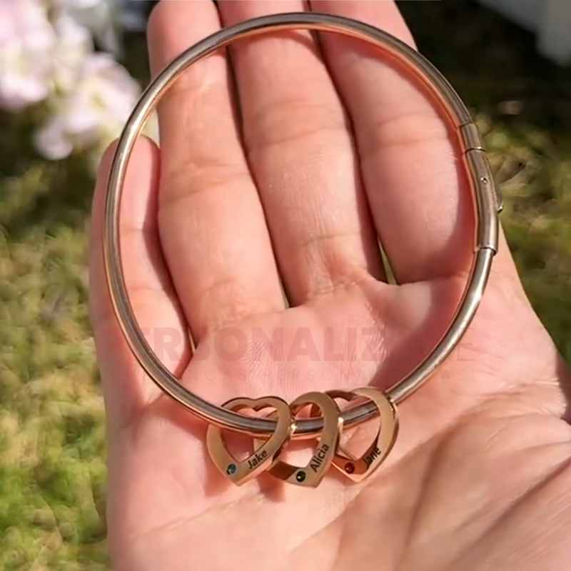 Pulseira Coração de Mãe Personalizável com nomes - Grave o nome da sua família