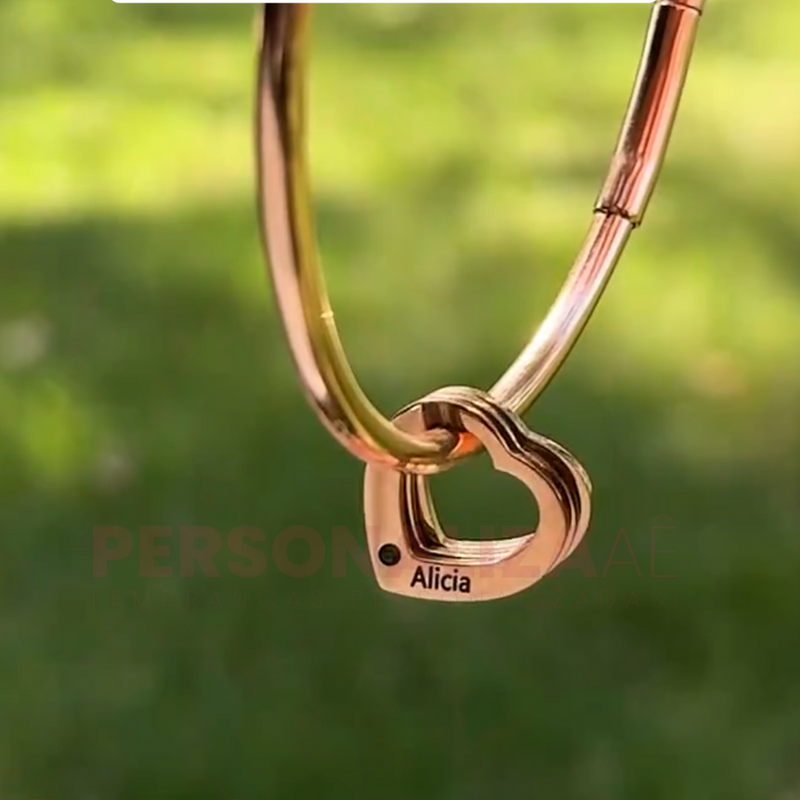 Pulseira Coração de Mãe Personalizável com nomes - Grave o nome da sua família