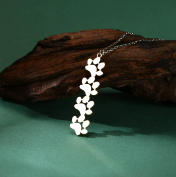 Colar Pegadas Personalizadas – Seu Melhor Amigo Para Sempre