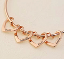 Bracelete Corações da família trançado personalizado - Grave o nome da sua família