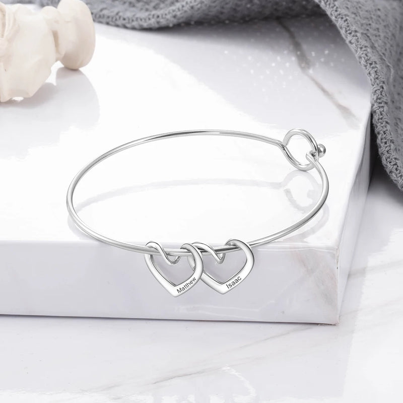 Bracelete Corações da família trançado personalizado - Grave o nome da sua família