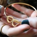 Pulseira Coração de Mãe Personalizável - Grave os Nomes de quem você ama | Gravação a Laser