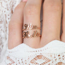 Anel Nomes entre Laços – Personalize com até Dois Nomes