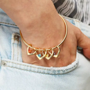 Pulseira Corações da Família – Grave os nomes de quem você ama 💖