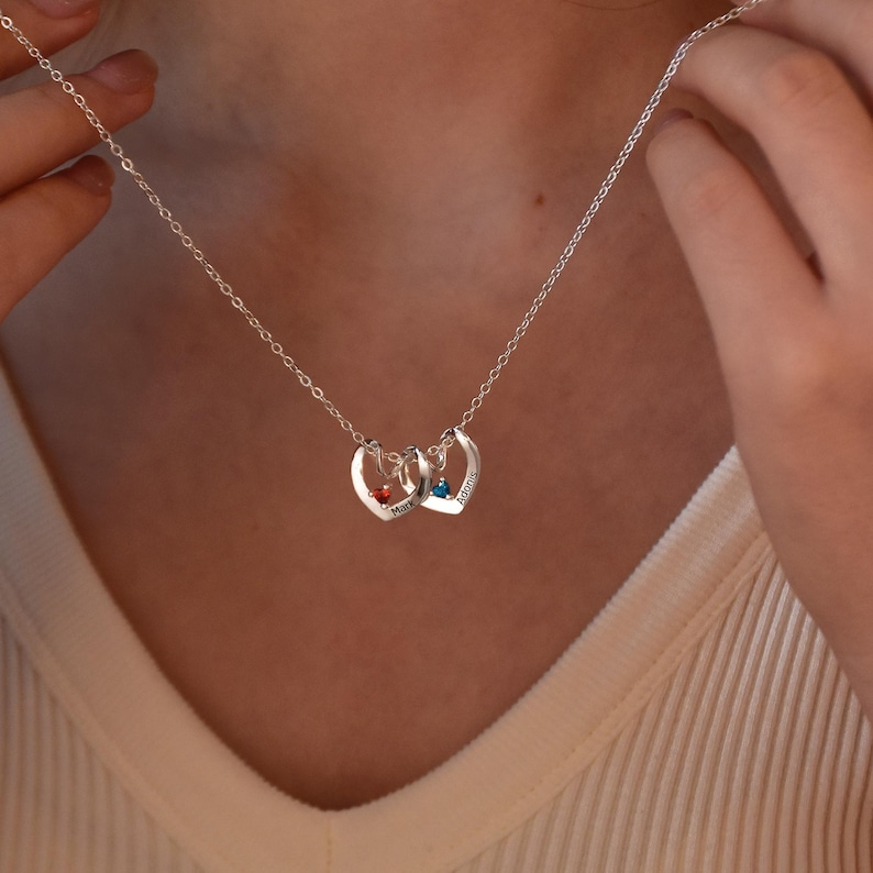 Colar Coração de mãe Personalizável com nomes  | 💝 Oferta Especial do dia 50% OFF + Frete Grátis